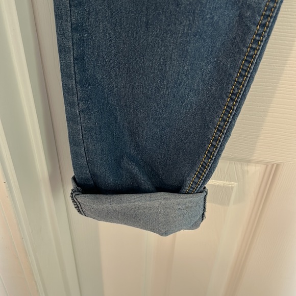 Folded & Hung Cuffed Jeans - Picture 5 of 12